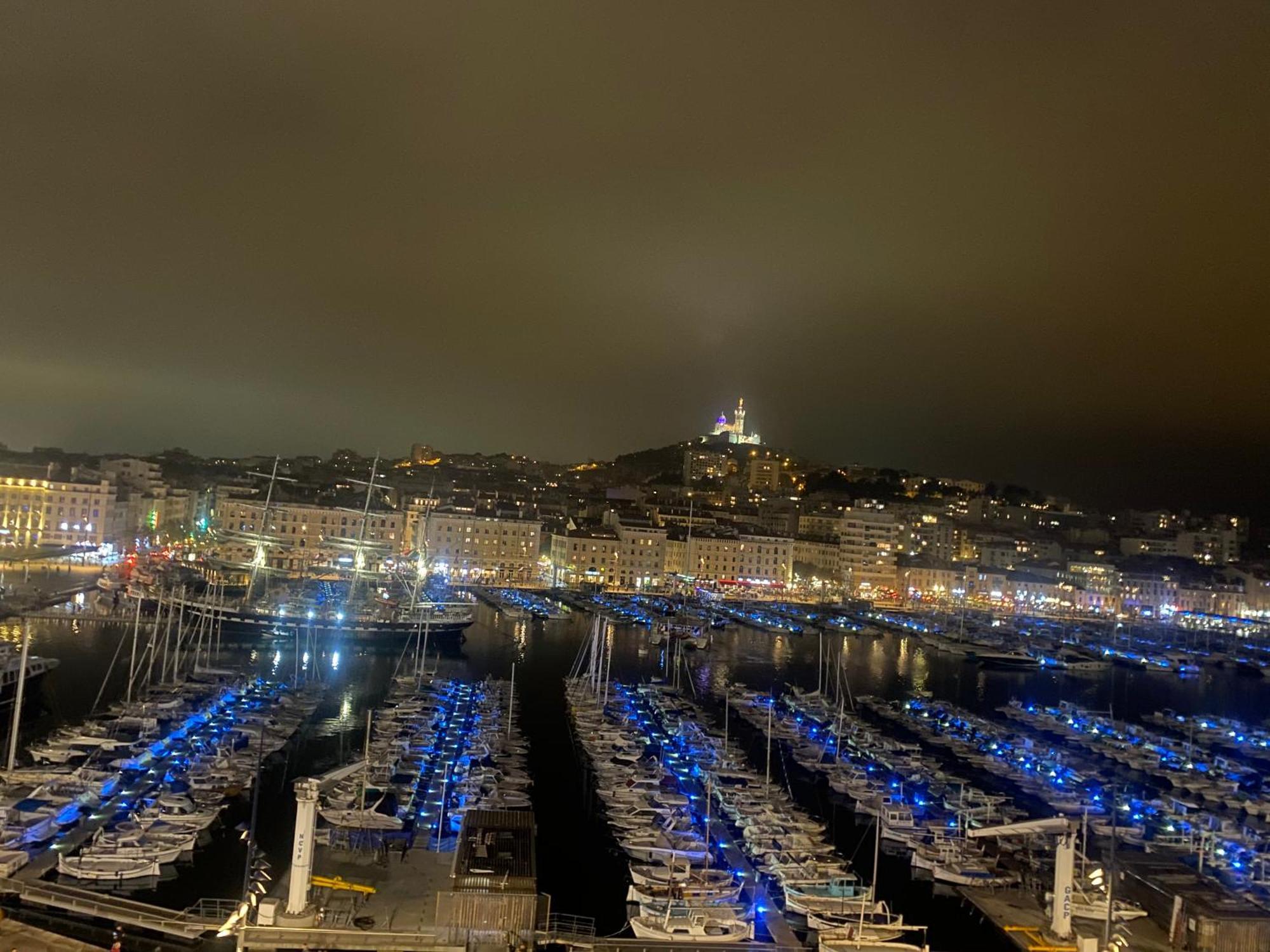 Beau Duplex Sur Le Vieux Port Apartment Marseille Luaran gambar